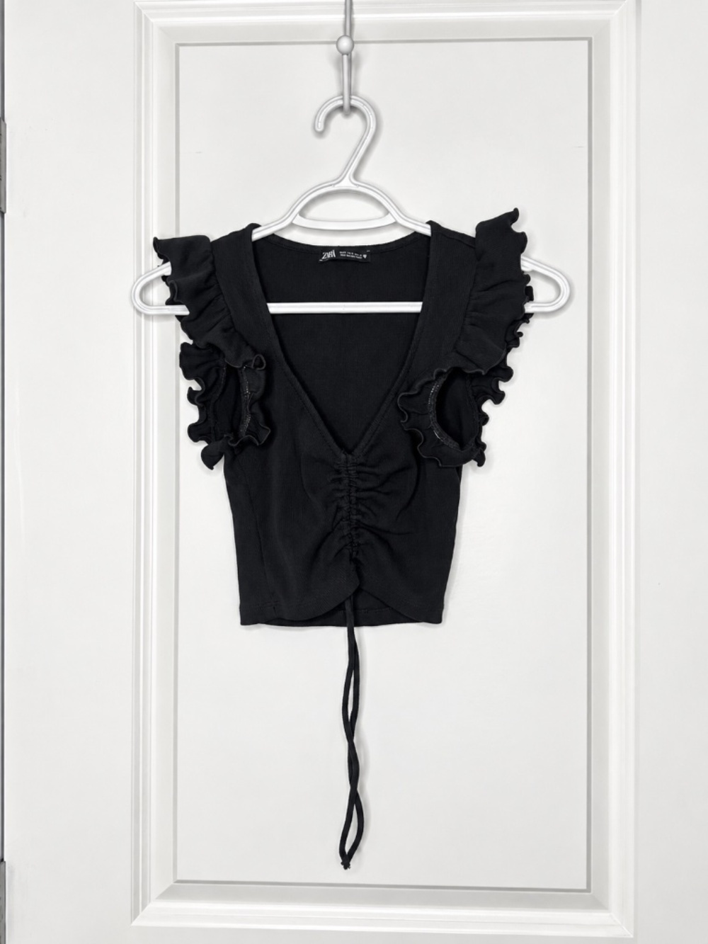 Zara Black Ruffle Sleeve Ruched Crop Top – Size Small